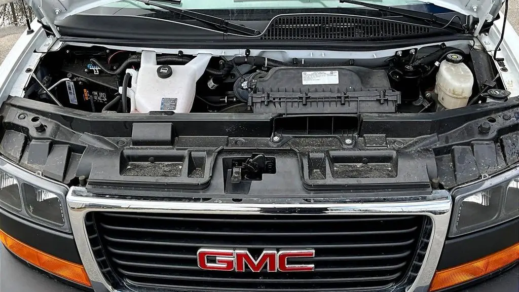 2024 GMC Savana 2500