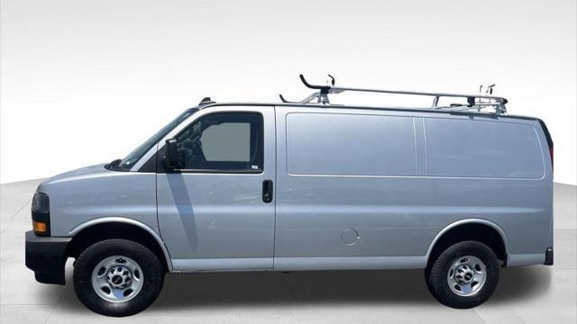 2023 GMC Savana 2500