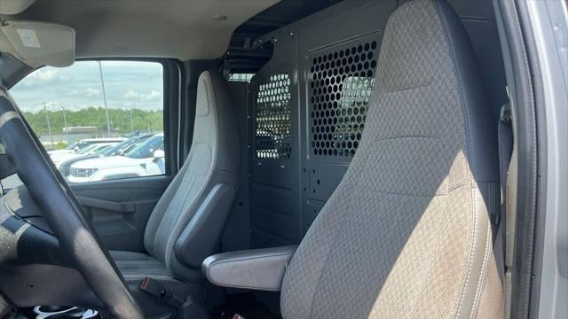 2023 GMC Savana 2500