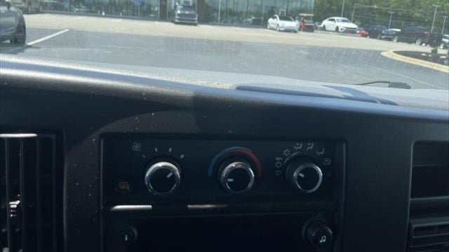 2023 GMC Savana 2500