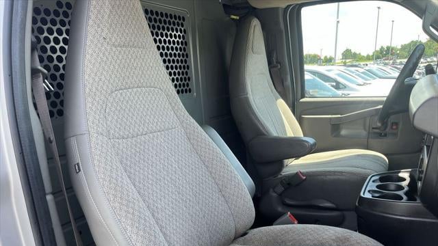2023 GMC Savana 2500