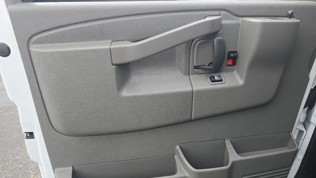 2024 GMC Savana 2500