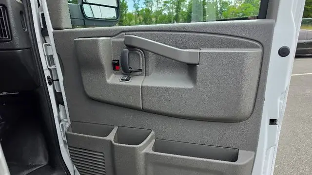 2024 GMC Savana 2500