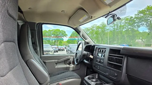 2024 GMC Savana 2500