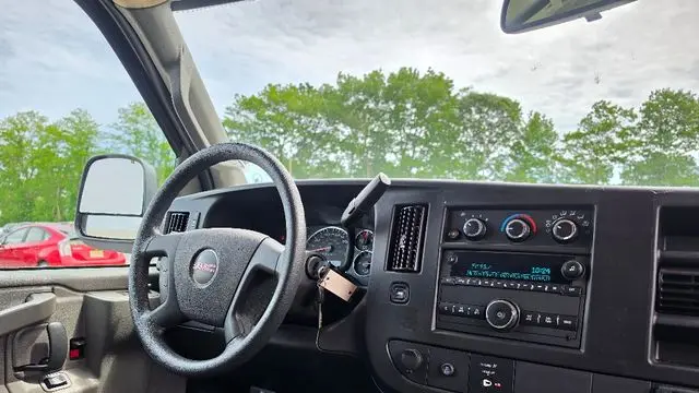 2024 GMC Savana 2500