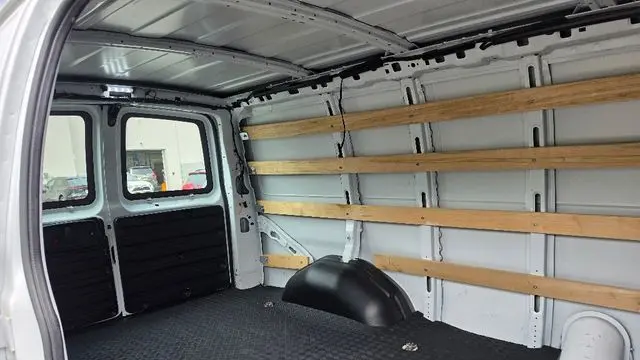 2024 GMC Savana 2500