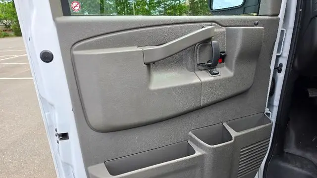 2024 GMC Savana 2500