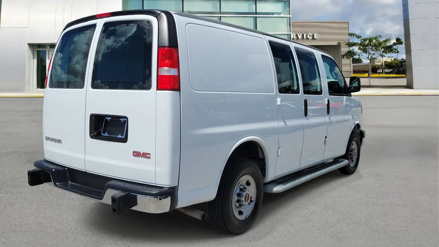 2024 GMC Savana 2500