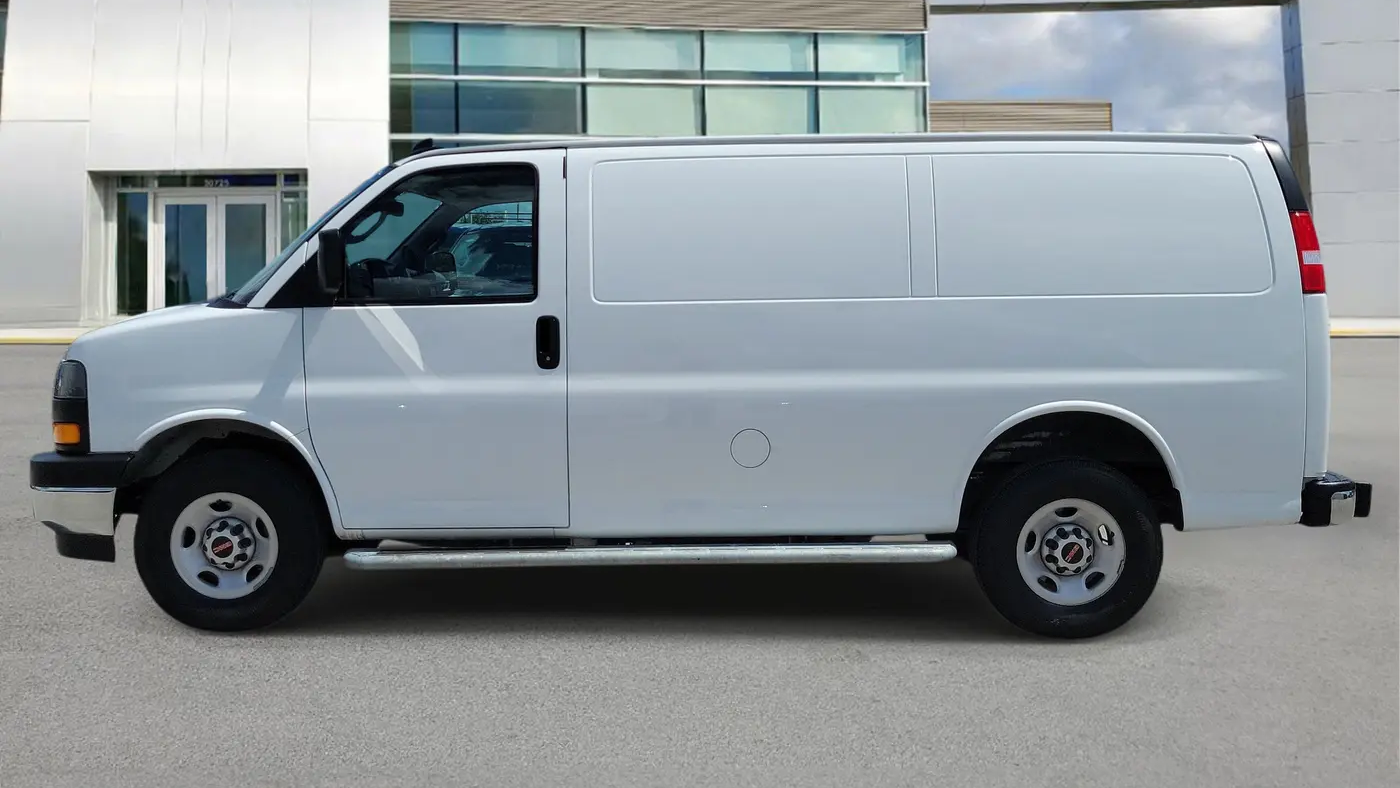 2024 GMC Savana 2500