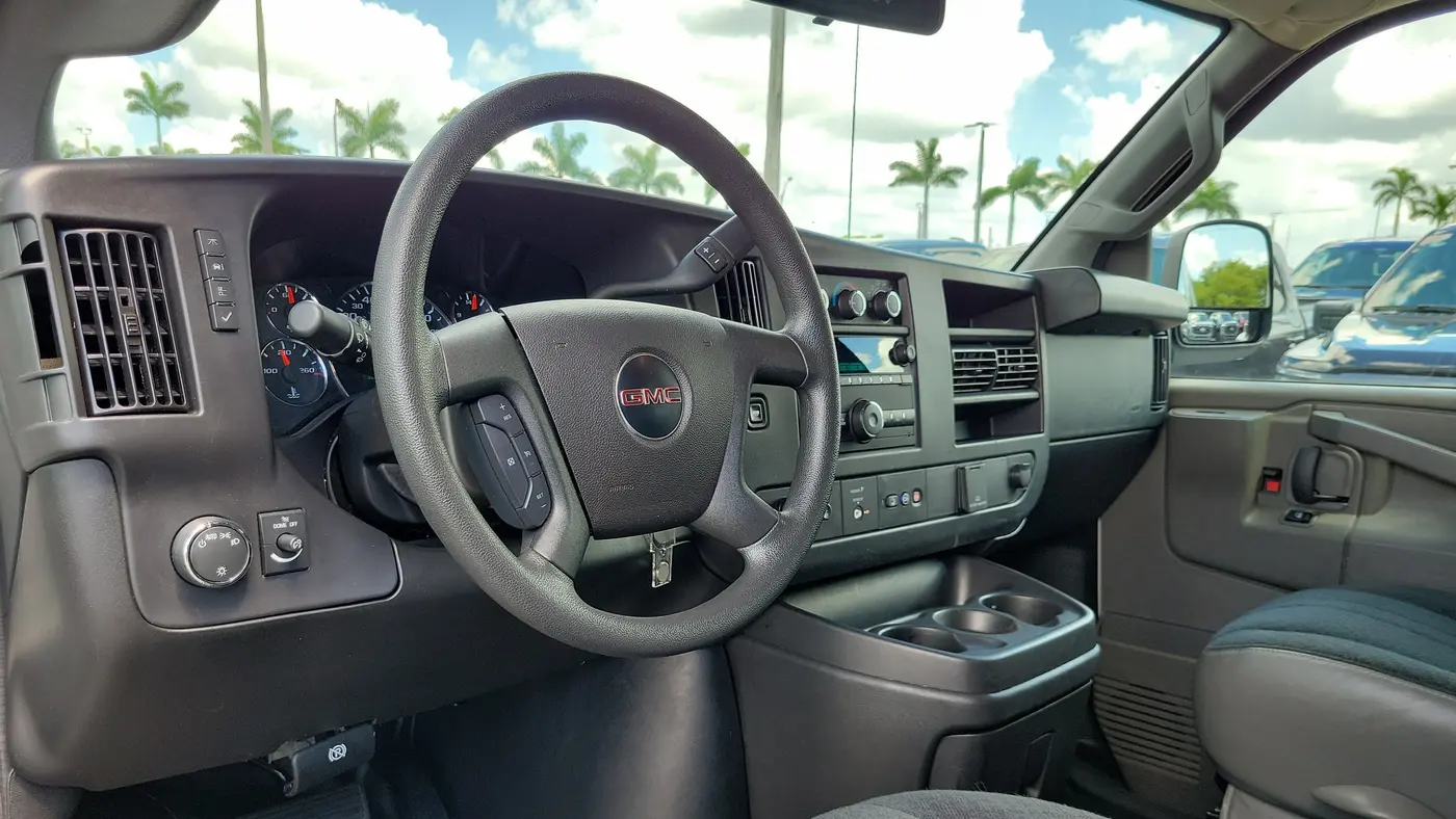 2024 GMC Savana 2500
