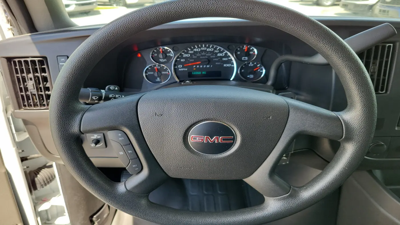2024 GMC Savana 2500