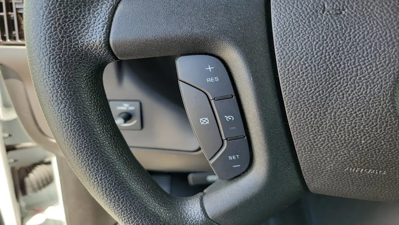 2024 GMC Savana 2500