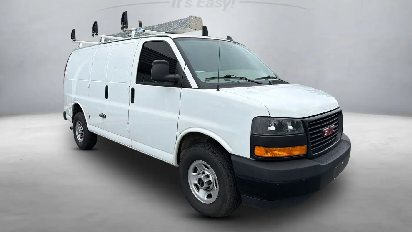 2022 GMC Savana 2500