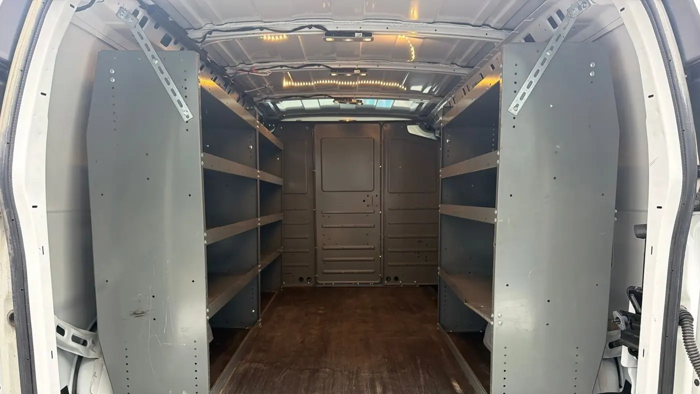 2022 GMC Savana 2500