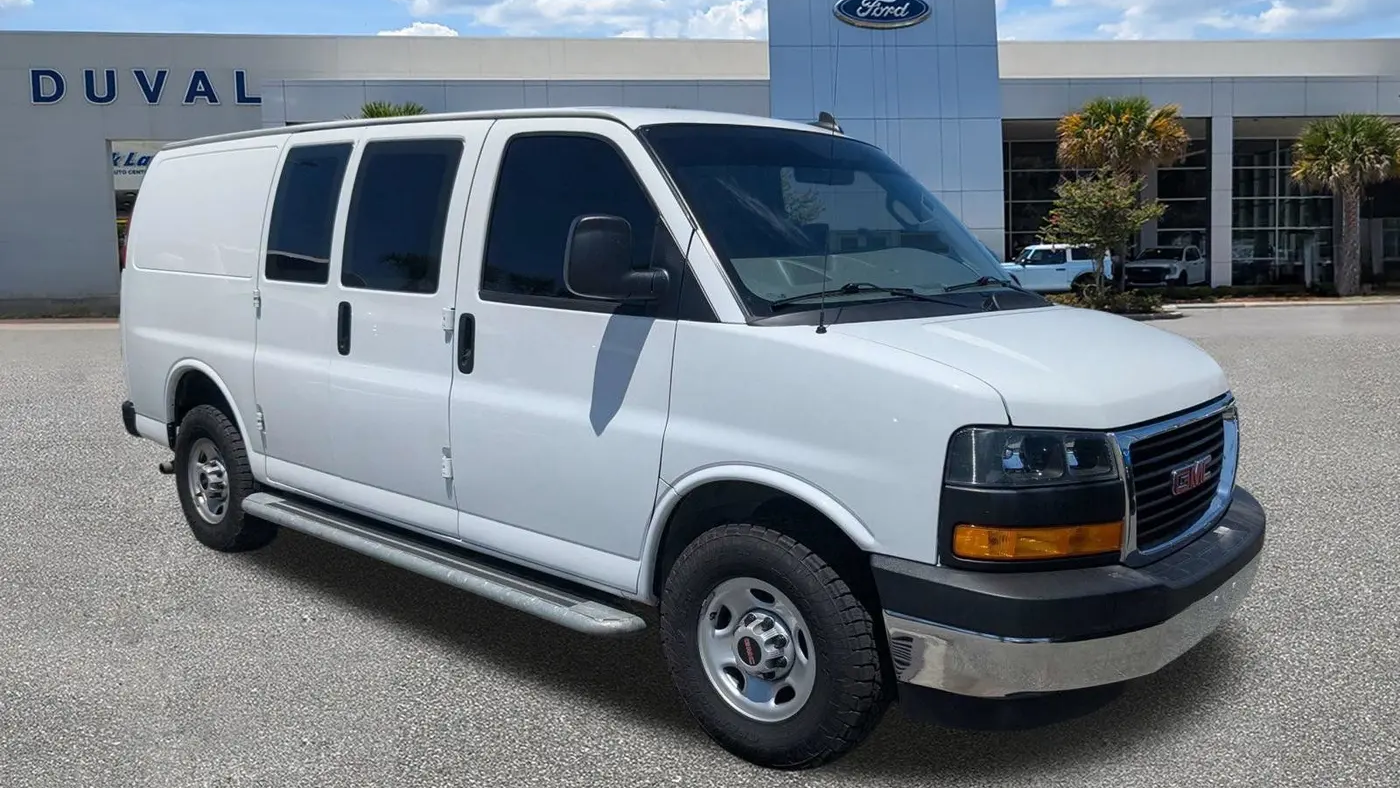 2023 GMC Savana 2500
