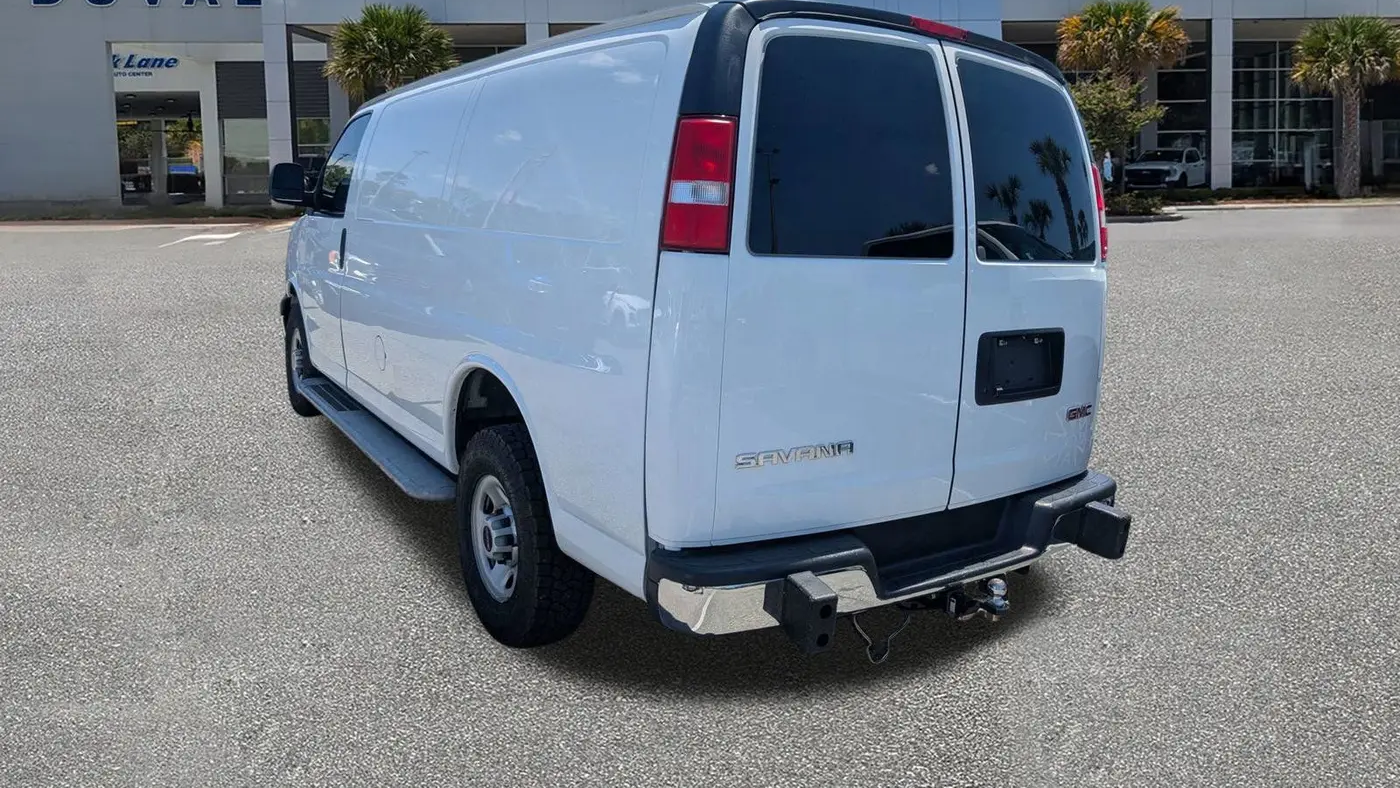 2023 GMC Savana 2500