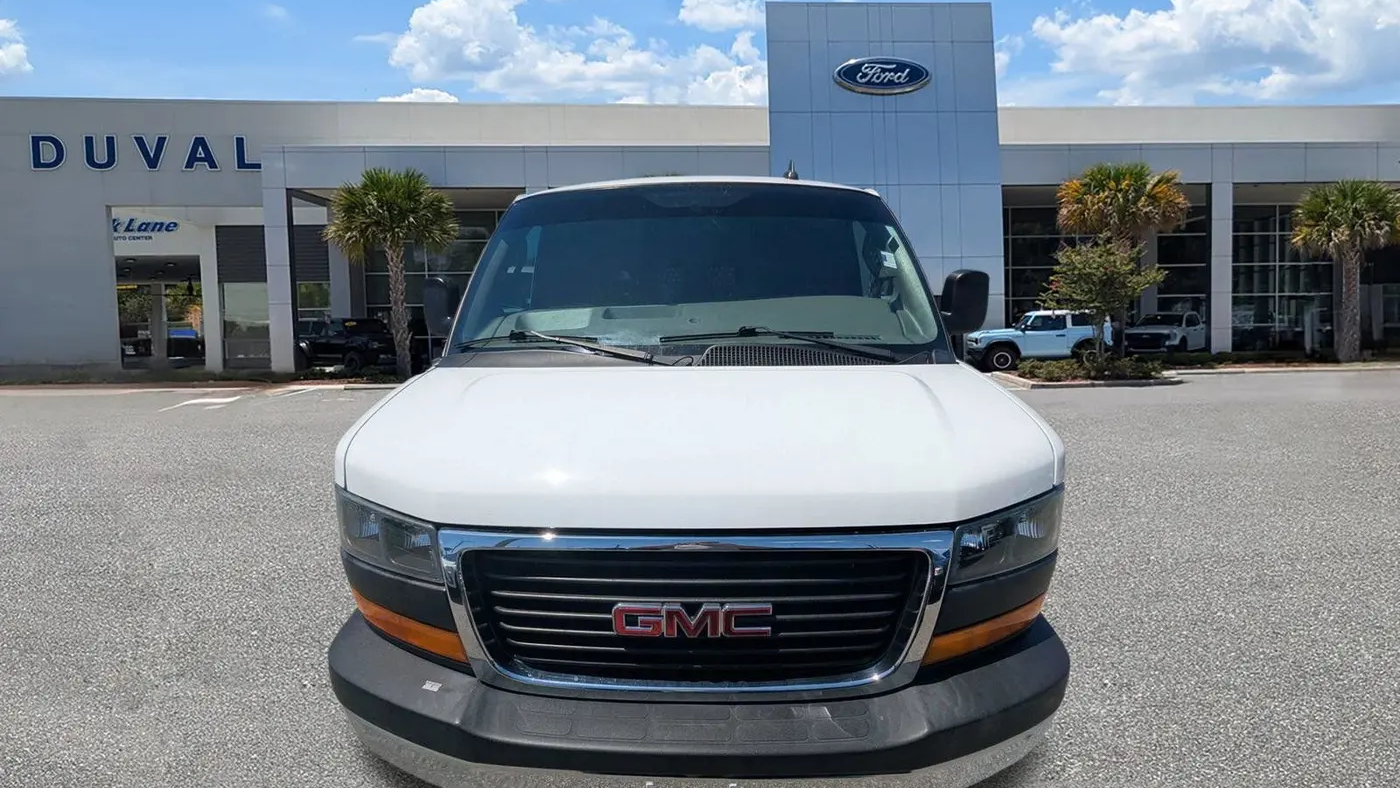 2023 GMC Savana 2500