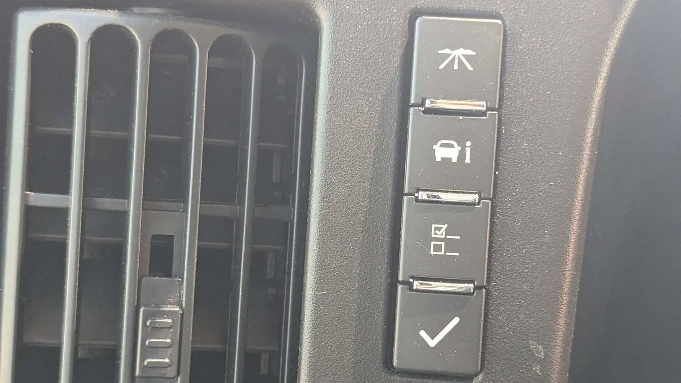 2023 GMC Savana 2500
