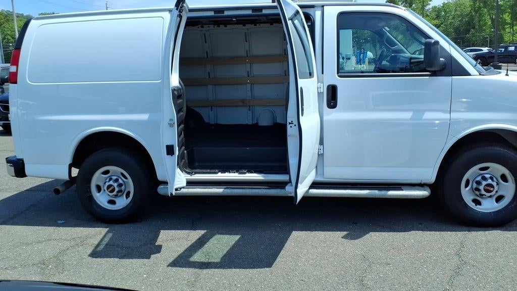 2024 GMC Savana 2500