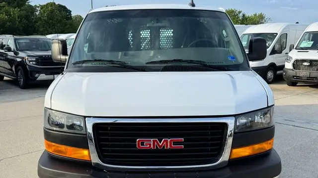 2025 GMC Savana 2500