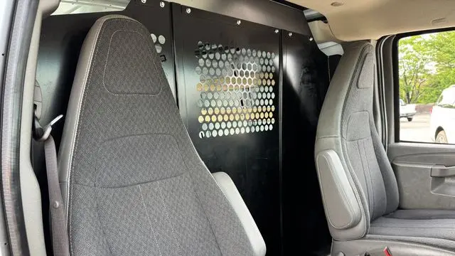 2025 GMC Savana 2500