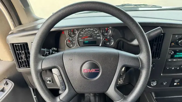 2025 GMC Savana 2500