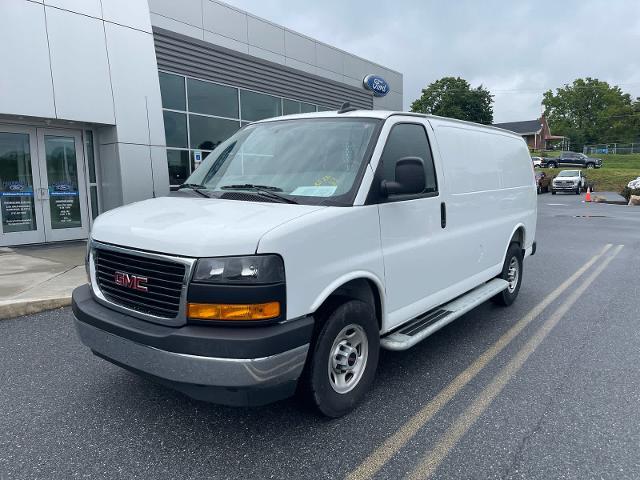 2025 GMC Savana 2500 — photo 1 of 12