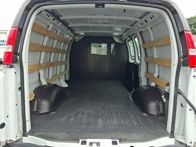 2025 GMC Savana - $33,995
