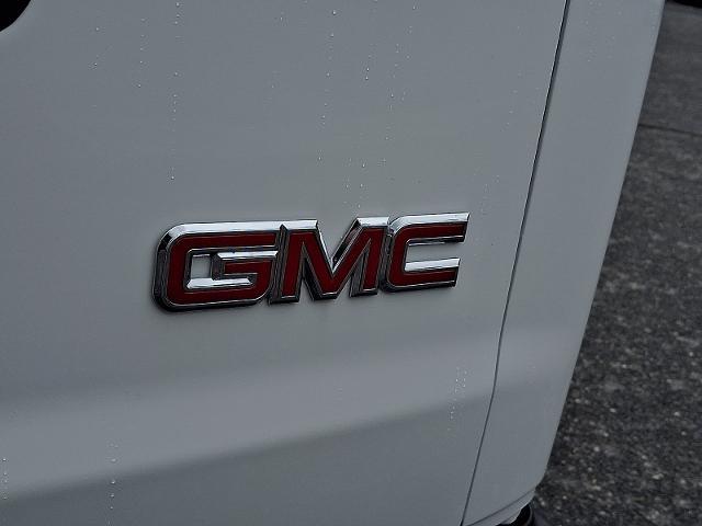 2025 GMC Savana - $33,995