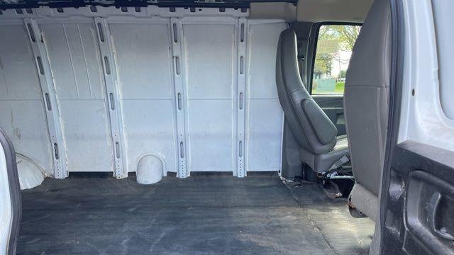 2023 GMC Savana 2500