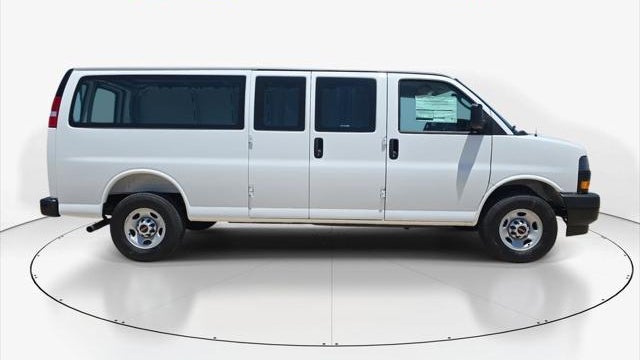 2026 GMC Savana 2500