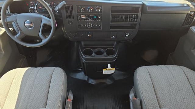 2026 GMC Savana 2500