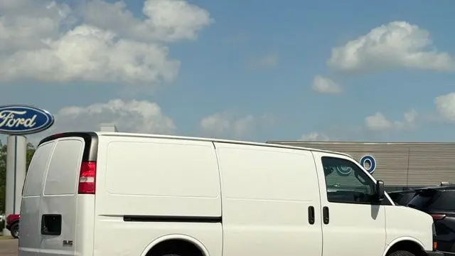 2019 GMC Savana 3500