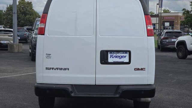 2023 GMC Savana 3500