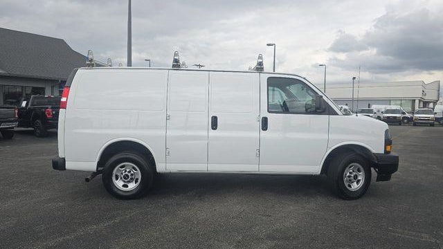 2023 GMC Savana 3500
