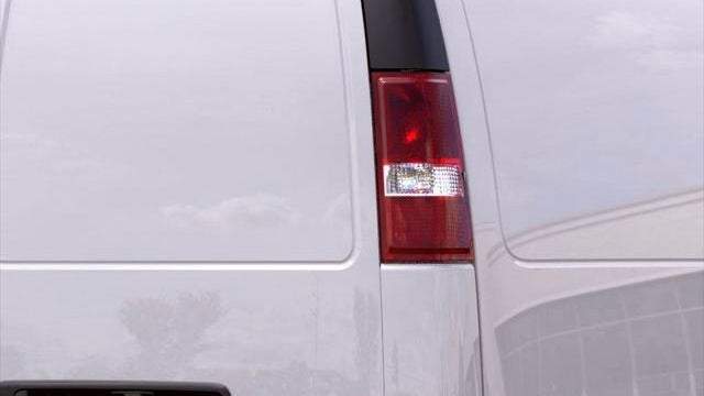 2025 GMC Savana 3500