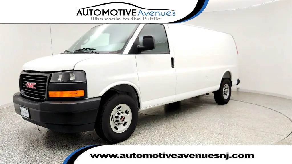 2025 GMC Savana