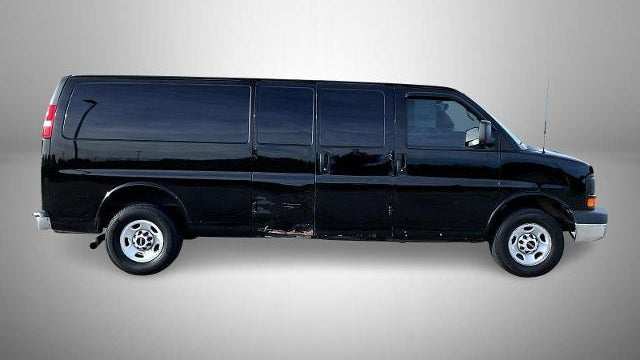 2016 GMC Savana 3500
