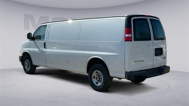 2023 GMC Savana 3500