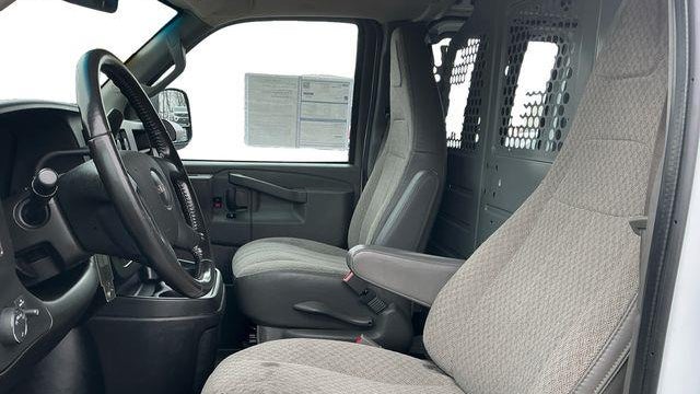 2023 GMC Savana 3500