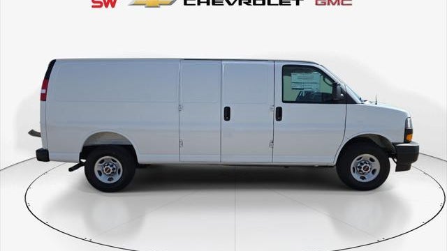 2026 GMC Savana 3500
