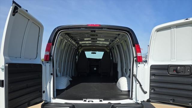 2026 GMC Savana 3500