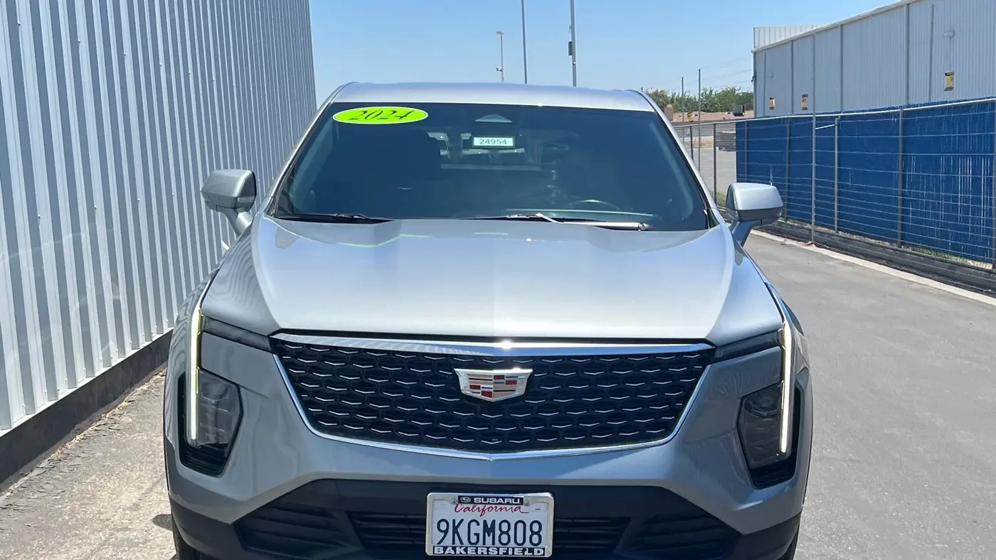 2024 Cadillac XT4 Luxury