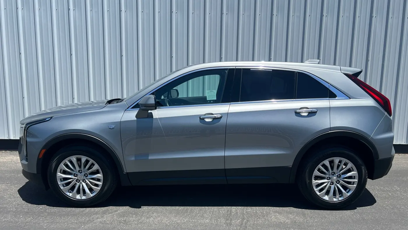 2024 Cadillac XT4 Luxury