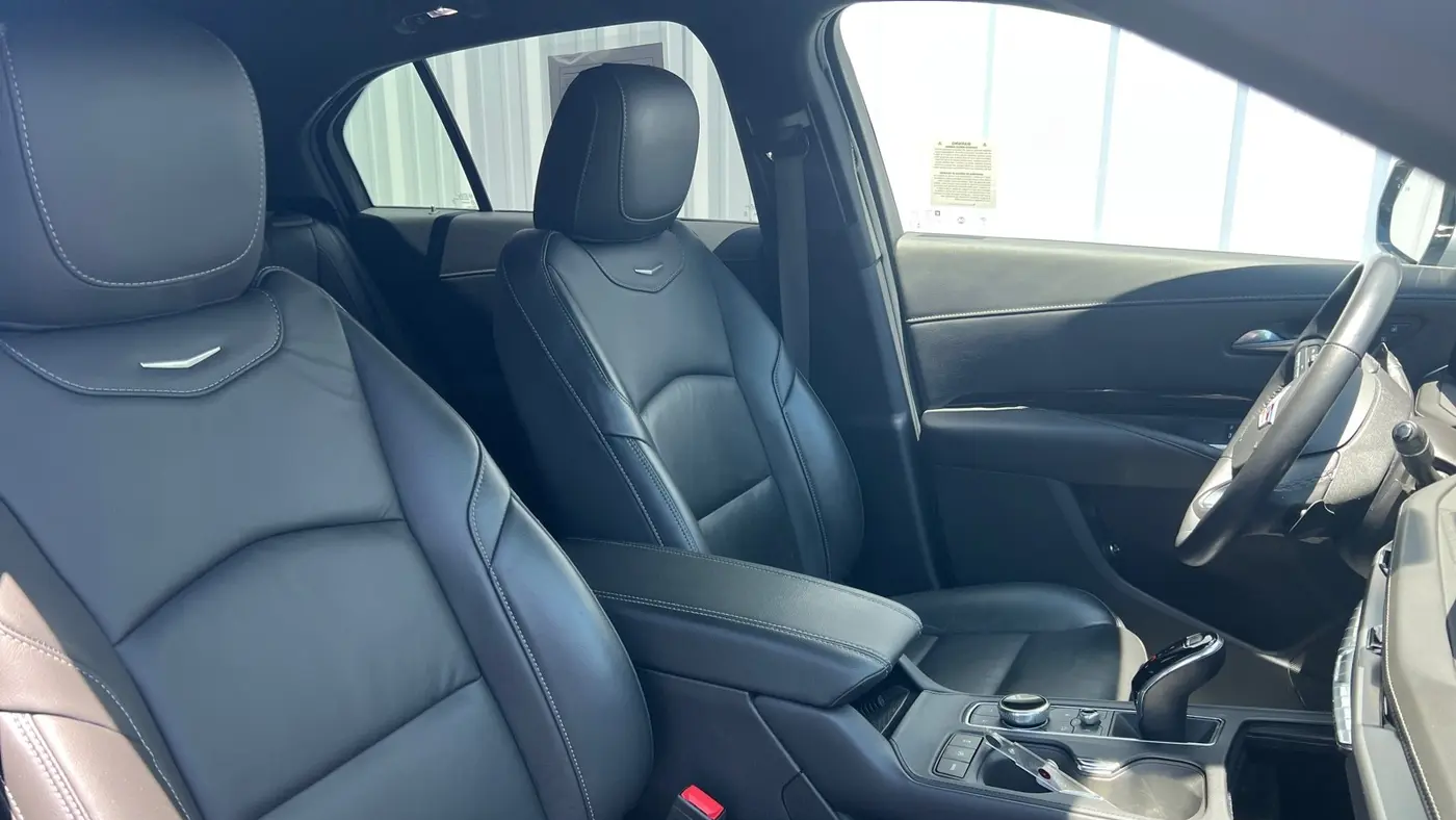 2024 Cadillac XT4 Luxury