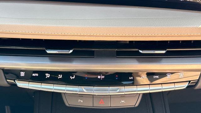 2024 Cadillac XT4 Luxury