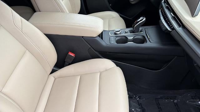 2024 Cadillac XT4 Luxury