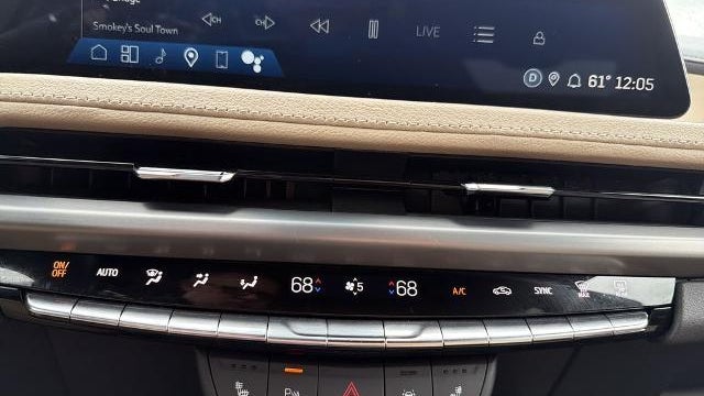 2024 Cadillac XT4 Luxury