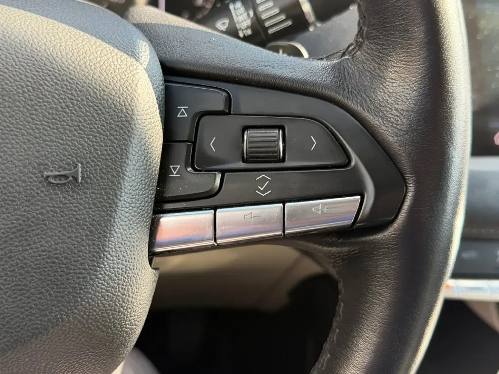 2023 Cadillac XT4 - $26,077