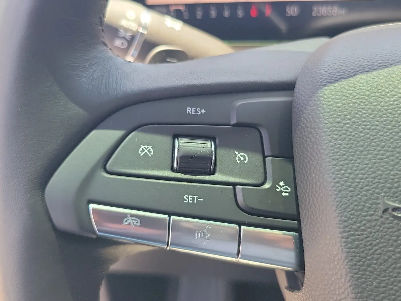 2024 Cadillac XT4 - $25,990